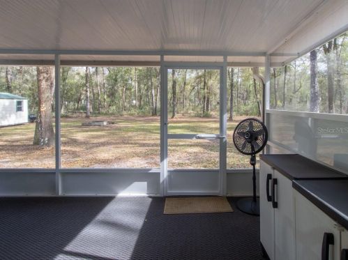 2104 Dearborn Dr, Hernando FL  34442-4006 exterior