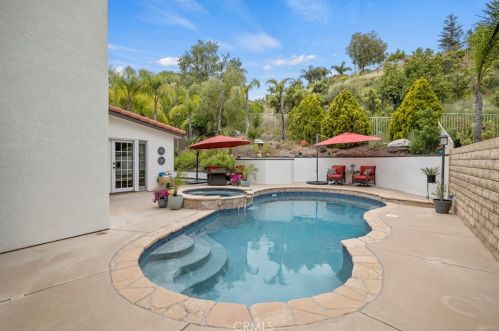 30411 Star Canyon Pl, Santa Clarita CA  91384-4712 exterior
