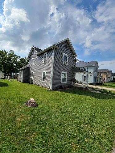 627 Cleveland Ave, Marion, OH 43302-5009
