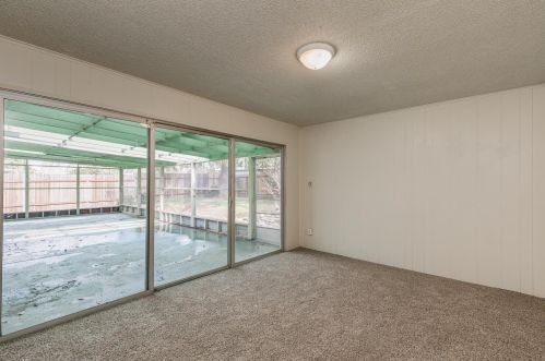 10165 La Gloria Way, Rancho Cordova CA  95670-3163 exterior