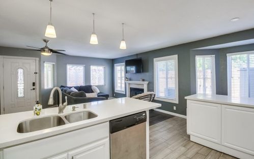 2542 Euclid Ave, San Diego CA 92105-2923 exterior