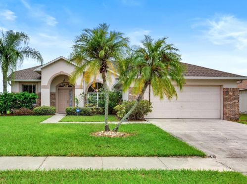 2438 Winfield Dr, Kissimmee, FL 34743-3611