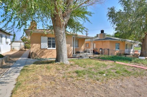 16790 Merrill St, Victorville, CA 92395-3910