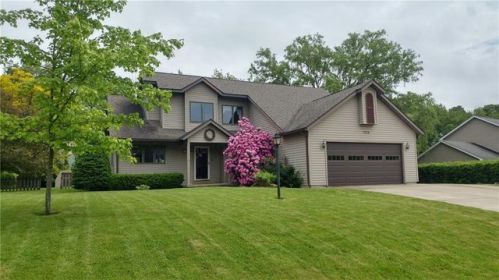 7178 Peach St, Bath, NY 14810-8901