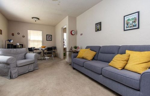 445 Simmons Rd, Turlock CA  95380-9786 exterior
