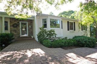 45 Bob O Link Ln, Northport, NY 11768-3307