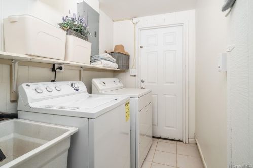 2266 Amokemoke St, Pearl City HI  96782-1347 exterior