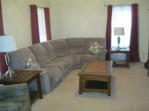 104 Haggerty Rd, Wantage NJ  07461-2707 exterior