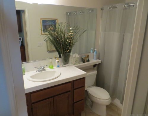 2722 Piantino Cir, San Diego CA 92108-4760 exterior