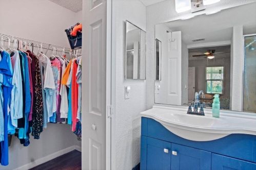 1085 Canary Ter, Fort Pierce FL  34953-1818 exterior