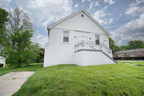 12 New St, Liberty Township OH  45036 exterior