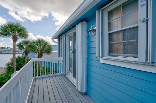 1221 Ocean Dunes Cir, Jupiter FL  33477-9150 exterior