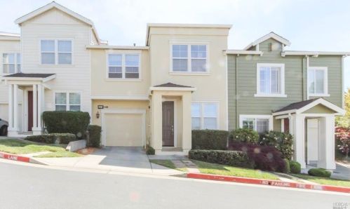2076 Cooper Dr, Santa Rosa, CA 95404-5683