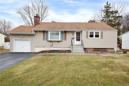 23 Autumn Ln, Stamford, CT 06906-1001