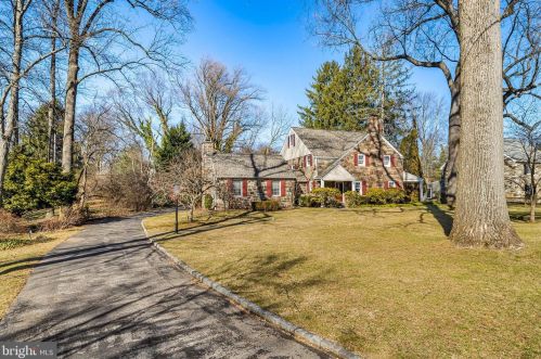 57 Crestline Rd, Wayne, PA