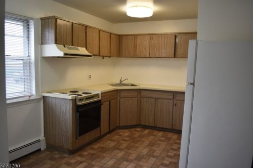 1957 Beverwyck Rd, Parsippany NJ  07054-4362 exterior