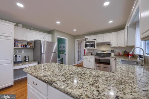 4 Pomo Ct, Siddonsburg PA  17019-9783 exterior