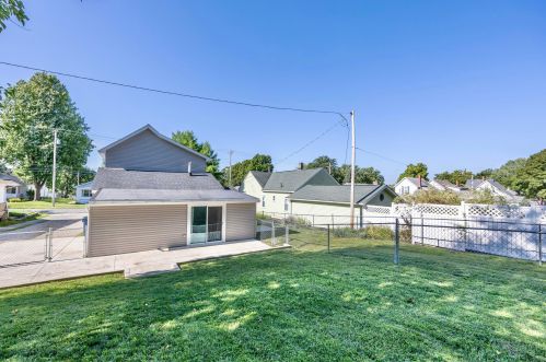 725 Eastern Ave, Bellefontaine OH  43311-2615 exterior