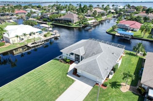 2538 24th Pl, Cape Coral, FL 33904-3314