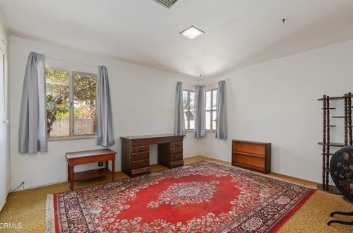 2500 Trinity Pl, Oxnard CA  93033-4814 exterior