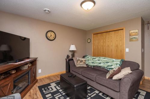 1748 30th Ave, Hammond WI  54015-5215 exterior