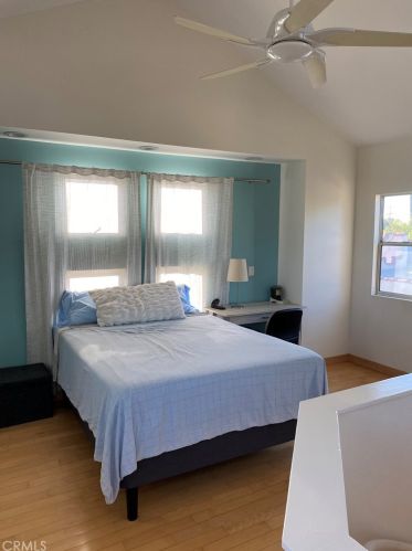 3606 Falcon Ave, Long Beach CA 90805-3648 exterior