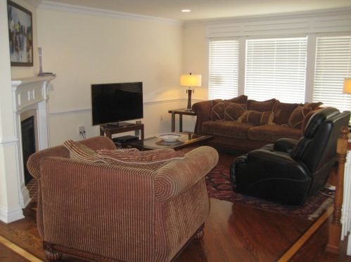 1201 50th St, North Bergen, NJ 07047-3149