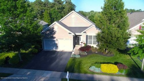 37 Spencer Dr, Jackson Twp, NJ 08527-4388