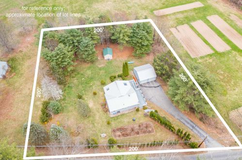 16 Snell Rd, Lee NH  03861-6719 exterior