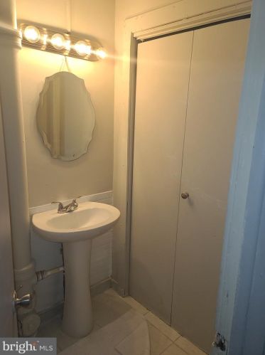 22 Ward Ave, Trenton NJ  08609-1626 exterior