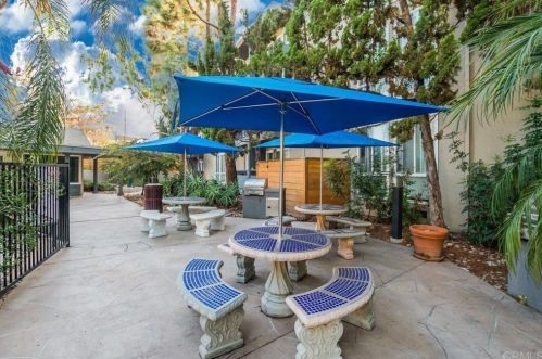 4860 Rolando Ct, San Diego CA 92115-2700 exterior