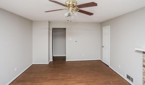 4829 Abrams Rd, Dallas, TX 75214-2210