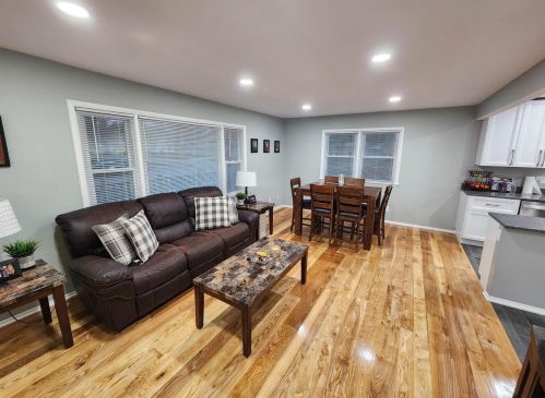 214 Martha St, Edgerton, WI 53534-2122