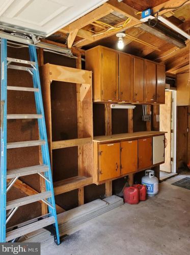 8913 Lagrange St, Lorton VA  22079-1626 exterior