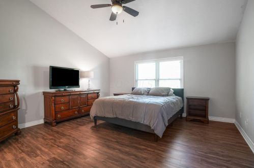 716 Ballater Dr, Delaware OH  43015-7184 exterior