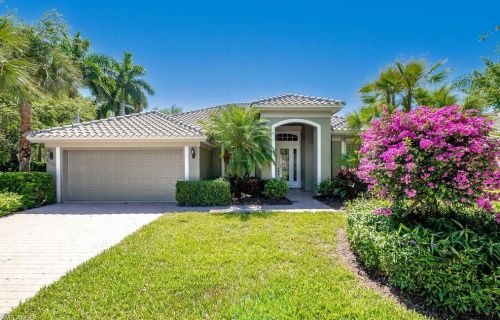 9002 Mustang Island Cir, Naples, FL 34113-1644