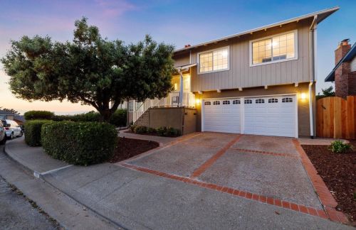 148 Lake Dr, San Bruno, CA 94066-2511