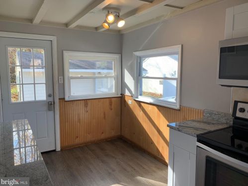 653 Gulph Rd, Norristown PA  19406-3704 exterior