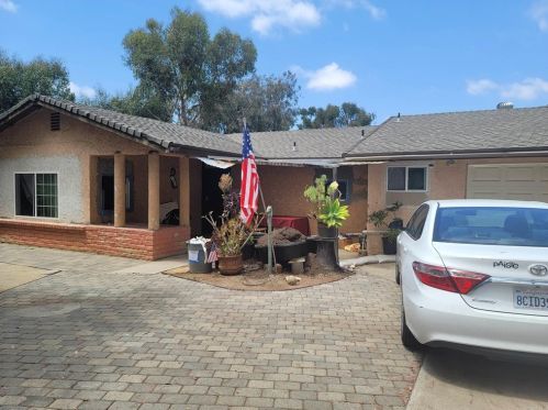 916 Barsby St, Vista, CA 92084-2606