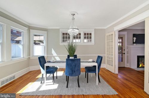 33 Aberdeen Pl, West Deptford NJ  08096-2411 exterior