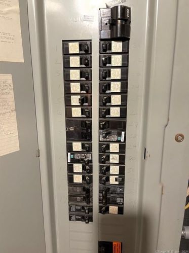 3 Griswold Ct, United States Coast Guard Ac CT  06320-5209 exterior