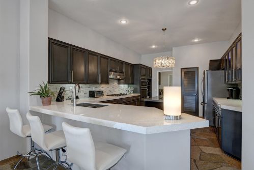 88 Kavenish Dr, Rancho Mirage CA  92270-3247 exterior