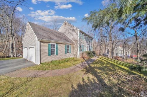 72 Shoddy Mill Rd, Manchester, CT 06043-7818