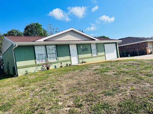 5238 Trammel St, Naples, FL 34113-7736