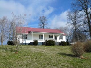 91 Murray Rd, Belvidere, TN 37306-2115