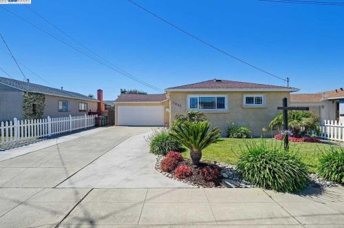 1567 Via Lobos, San Lorenzo, CA 94580-1339