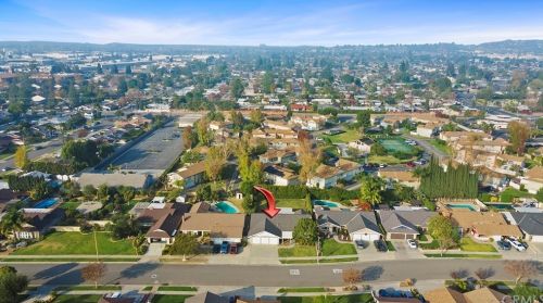 621 Chestnut Ave, Orange CA 92867-3743 exterior