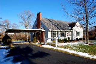 162 Hilltop Rd, Miami, OH 45056-1572