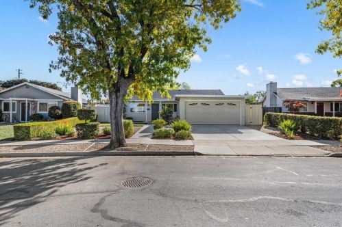 505 Middlesex Rd, Belmont, CA 94002-2526