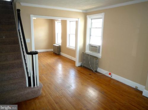 1834 11th St, Wilmington, DE 19805-2715